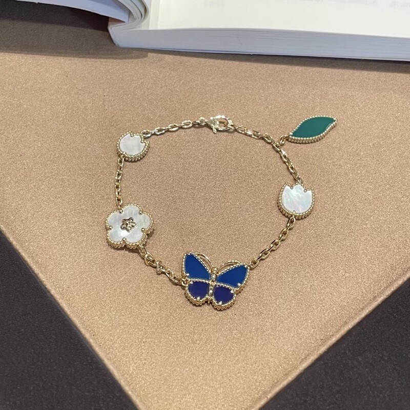 Van Gogh Four-Leaf Clover Blue Butterfly Five-Flower Bracelet for Women, High-End Version with Thick 18K Gold Plating, Light Luxury Versatile Bracelet Wholesale Van Gogh Four-Leaf Clover Blue Butterfly Five-Flower Bracelet for Women, High-End Version with Thick 18K Gold Plating, Light Luxury Versatile Bracelet Wholesale