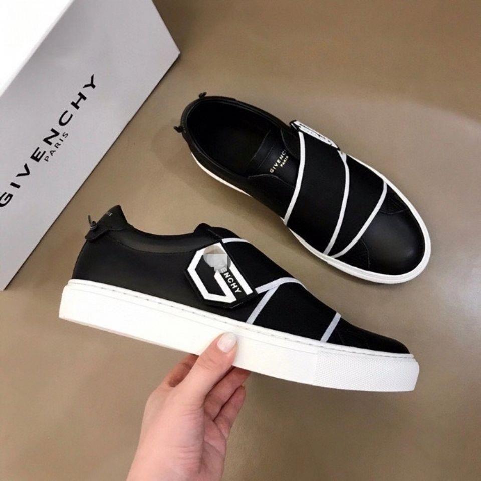 2026 new Korean-style versatile white sneakers, trendy men's shoes, casual and fashionable athletic shoes, trendy white sneakers