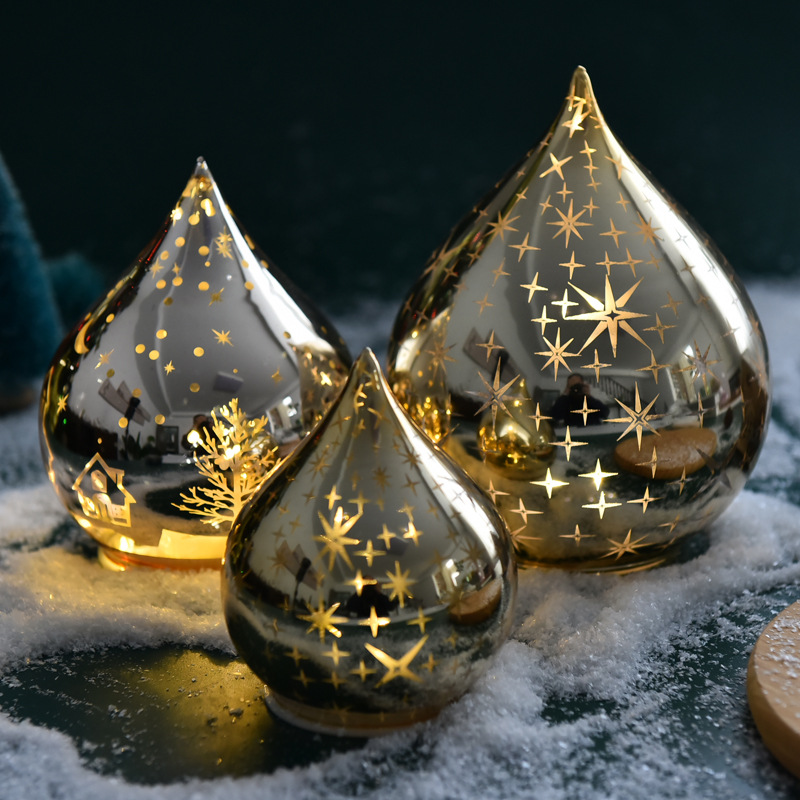 Fábrica al por mayor de Navidad bola de cristal decorativa lámpara de cristal LED luminosa decoración de escritorio decorativa de Navidad luz de la noche