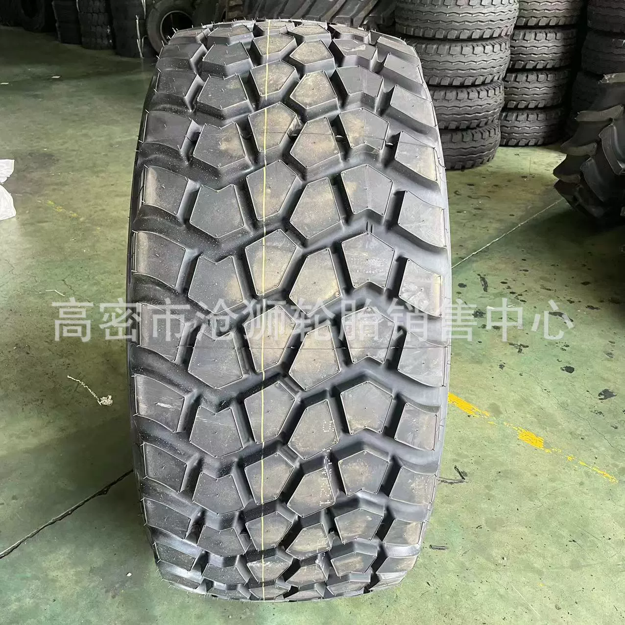 沙漠运输车轮胎消防车胎24R21油罐车越野运输车工程机械轮胎