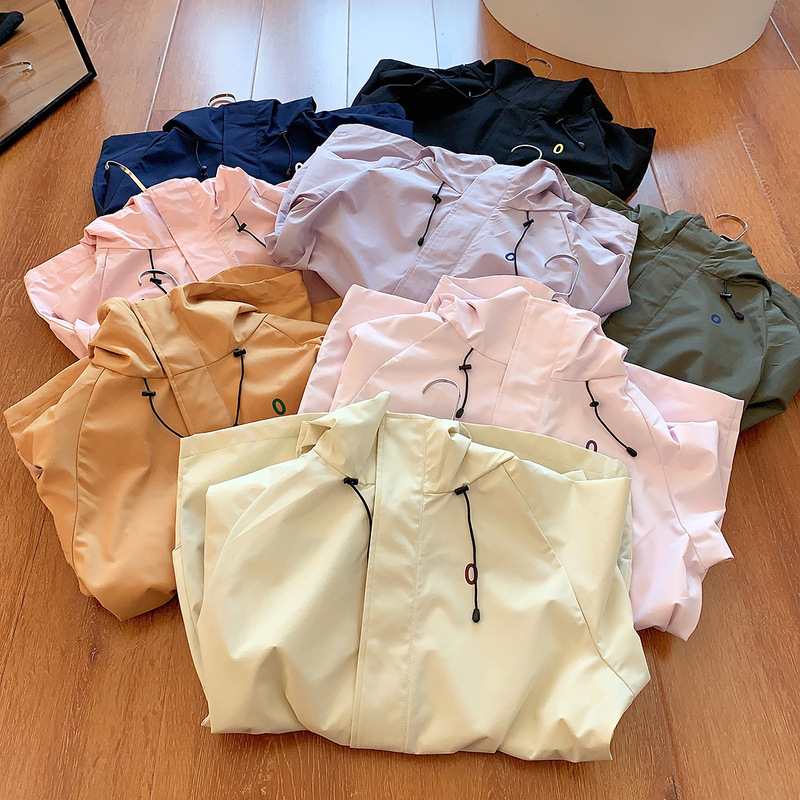 Designer Dopamine Series Men's and Women's Couple's Three-proof Wind-proof Waterproof Hooded Outdoor Functional Jacket