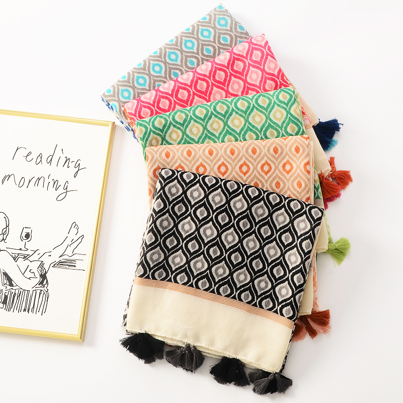 Primavera retro de algodón y lino sensación bufanda geométrica costura impresión borla bufanda viaje decorativo chal Toalla de playa para las mujeres