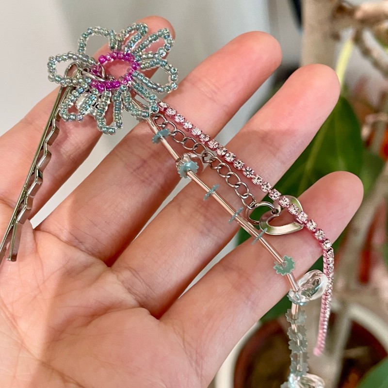 Handmade Hollow Flower Crystal Beaded Heart Pendant Hairpin Fashionable Youthful Bangs Clip Hair Accessory Side Clip Hairpin