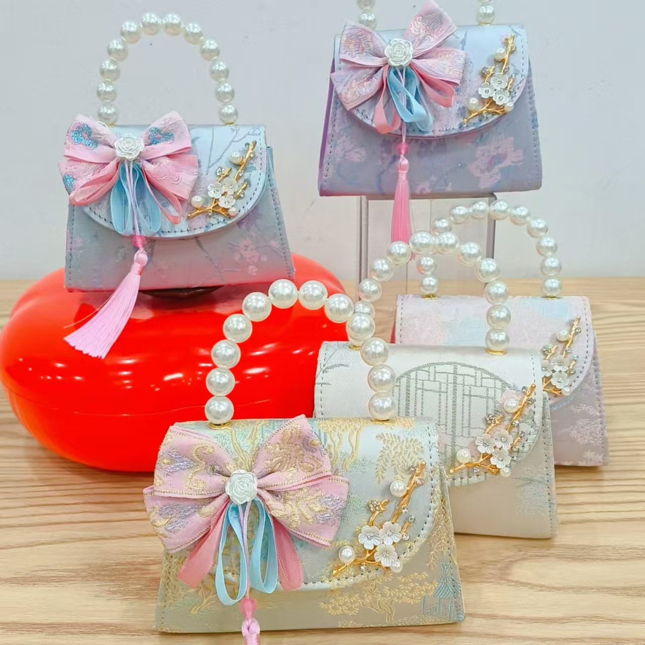 Bolso de princesa de estilo chino bolso de cadena bolso de perla bolso de mano para niñas bolso de accesorios de ropa de vestir regalos del día del niño