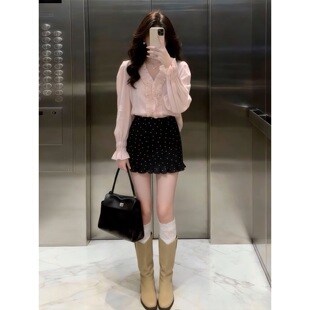 �紺2026����һ���״���ۼtɫľ��߅v�I�r�����c����ȹ�ɼ���Ů