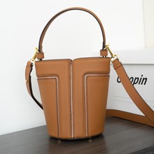 ����ͬ��Ů��С�����s�߼���ˮͰ��Ů2025�����¿�ͨ������б���