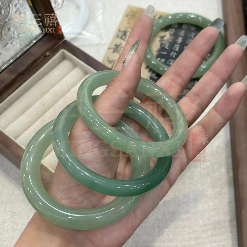 天然高氷種東陵玉ブレスレット氷潤和田玉ブレスレットA品グリーン東陵玉ブレスレット正規品ブレスレット|undefined