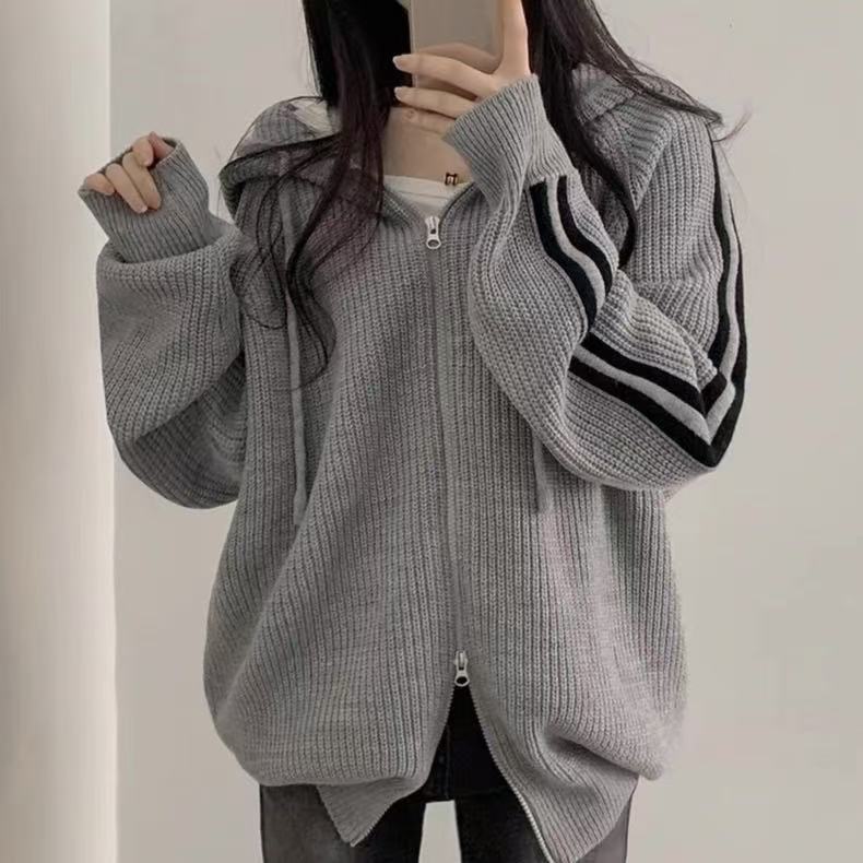 Otoño y invierno nuevo estilo coreano chic temperamento simple cuerda con sombrero diseño de nicho rayas suéter de manga larga suelta abrigo