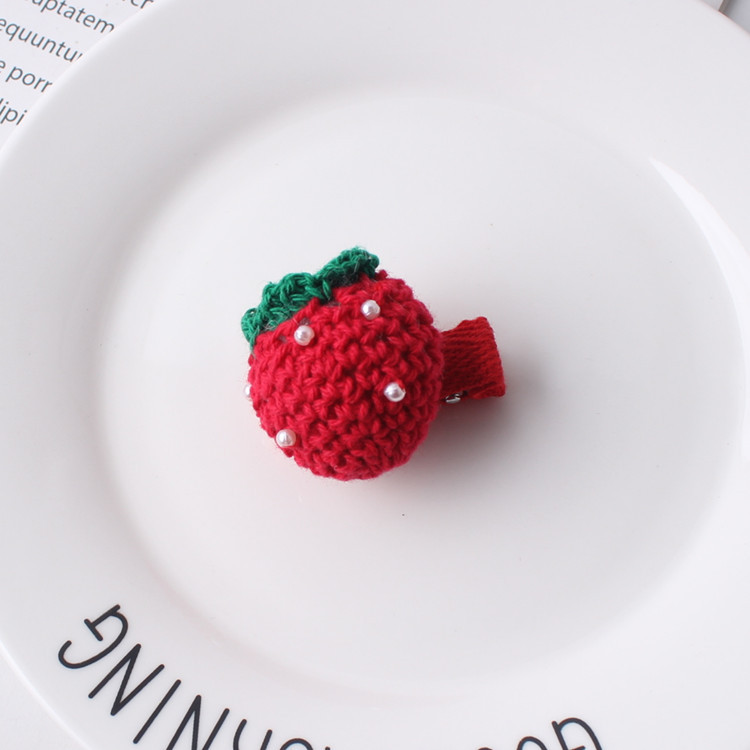 빨간 딸기 머리핀