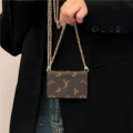 Card & Coin Purse - Metal Chain