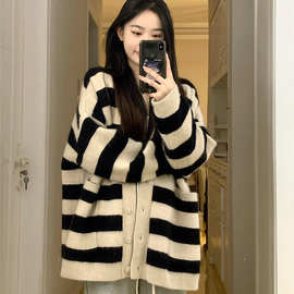 棉阳绒黑白条纹软糯针织开衫女春秋冬新款慵懒韩版宽松毛衣外套女
