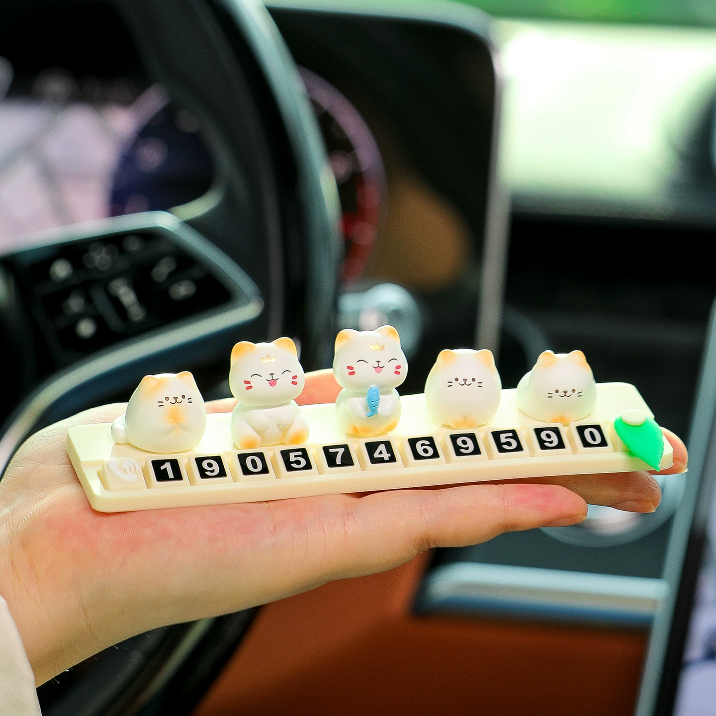 Лечебный котенок, движущийся номерной знак, автомобильные украшения, мини-котенок, временная подвеска, номерной знак, скрытый парковочный номерной знак