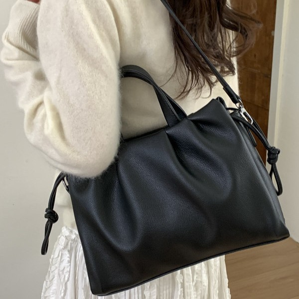 Niche Design Pleated Tote Bag For Women 2026 New Large Capacity Magnetic Handbag Korean Style Shoulder Crossbody Bag - Thumbnail 4