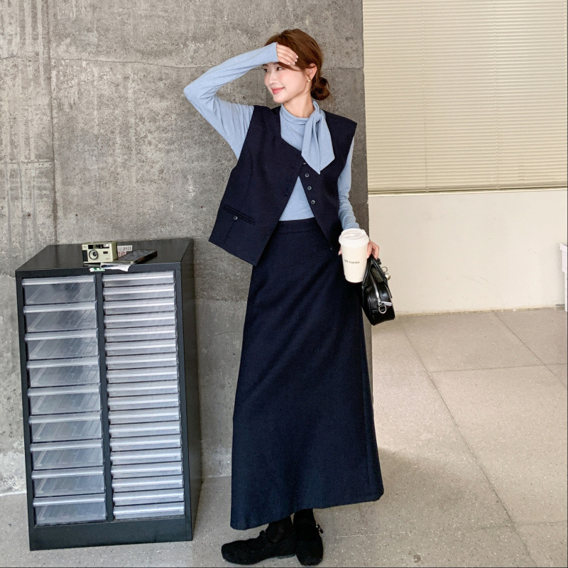 实拍藏青色韩系学院风马甲马甲套装裙女2025秋季休闲半身裙三件套|undefined