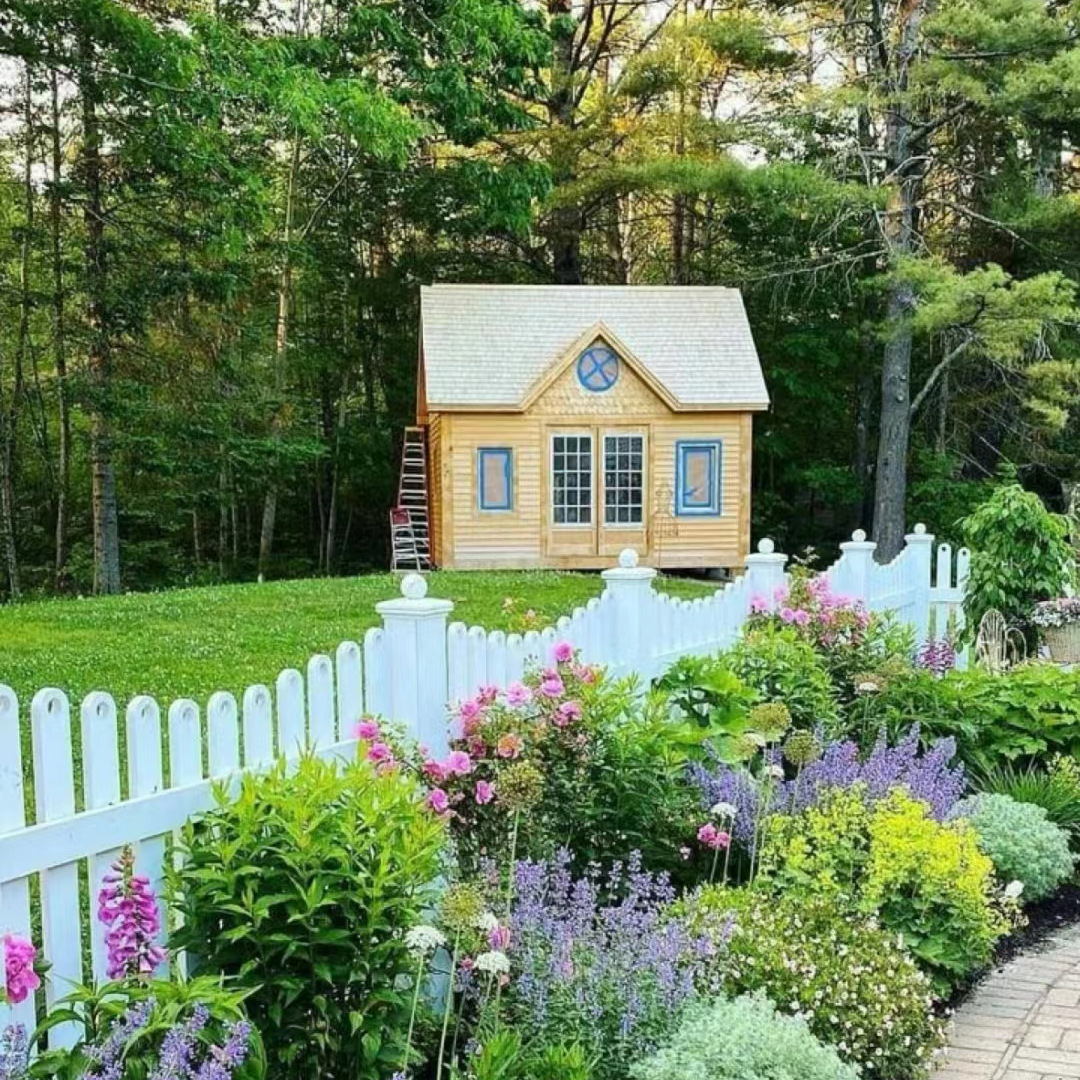 复制_庭院花园欧式小木屋定制户外组装儿童木屋可.jpg