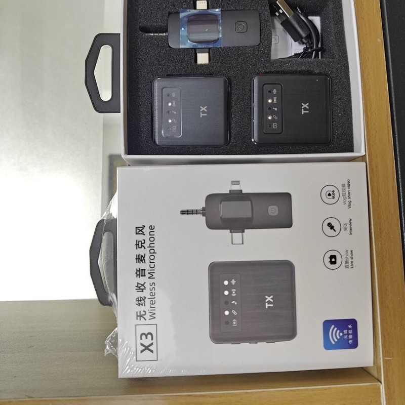 国境を越えた新しい X3 スリーインワン ラベリア マイク ラジオ携帯電話ライブブロードキャスト屋外録画ビデオラジオマイクノイズリダクション|undefined