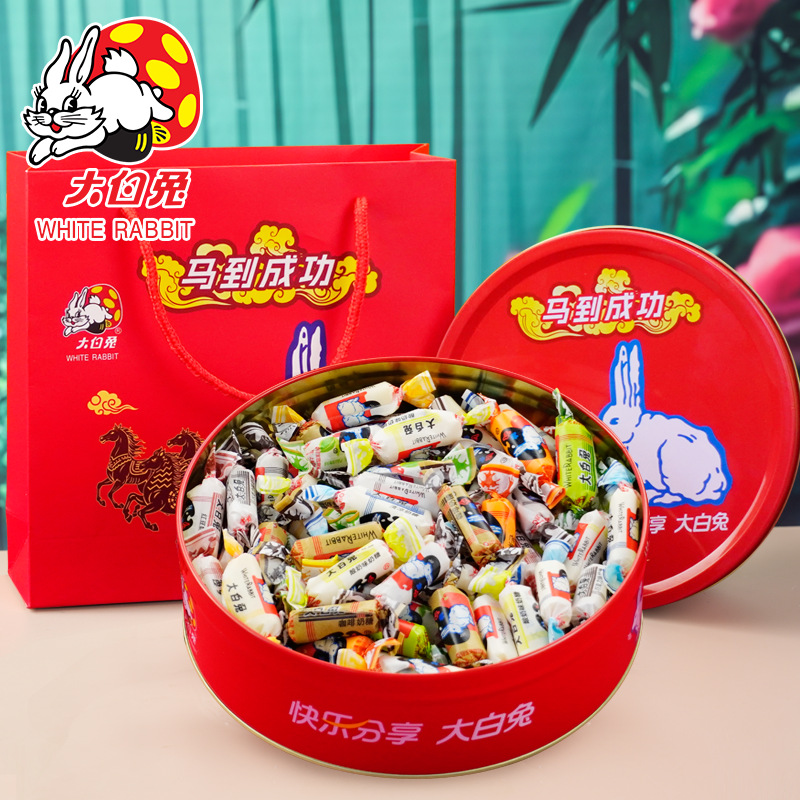 大白兔奶糖300g铁盒装原味糖果混合口味休闲零食马到成功礼盒装