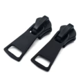 Black no. 8 resin two-way slider [1 piece] l2-317