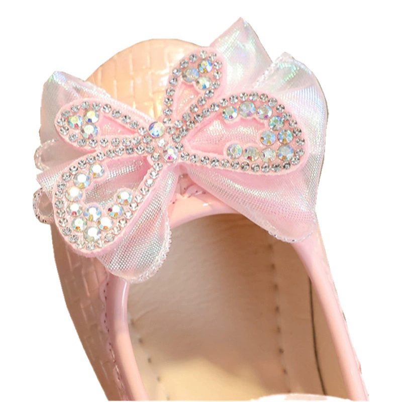 Туфли для девочек в стиле принцессы, детские кожаные туфли, весенние туфли для девочек 2025 года, туфли с жемчугом и кристаллами, мягкие балетки для маленьких девочек, балетки