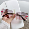 Rectangular small sunglasses suitable for photo sessions, European style, gradient