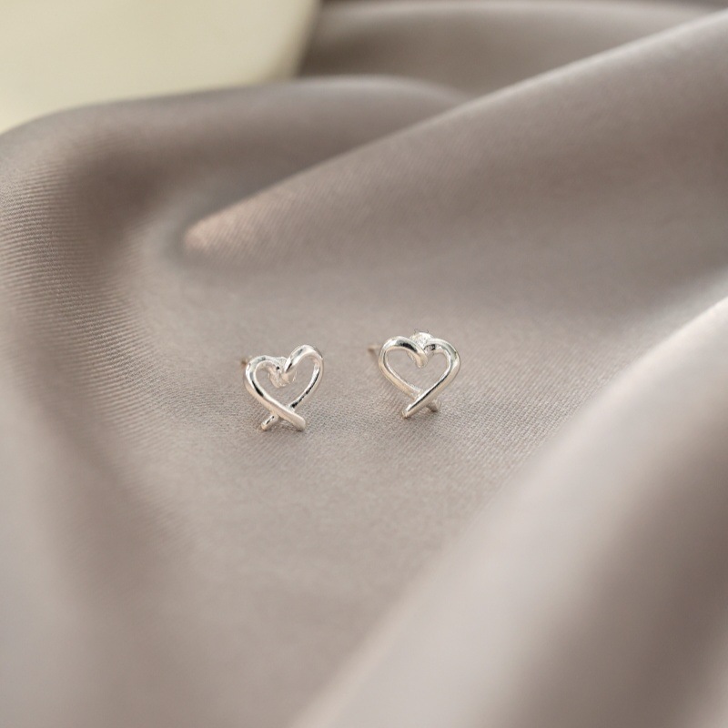 Pendientes de Borla de Lujo Ligero y Alta Gama para Mujer, Clips para Orejas sin Perforación, Pendientes Asimétricos de Perlas para Otoño e Invierno.
