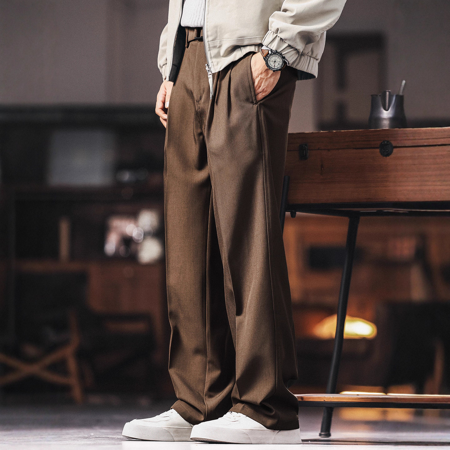 Hot high-end colgante sensación anti-arrugas pantalones rectos para hombres sueltos 2025 otoño pantalones largos casuales de piernas anchas