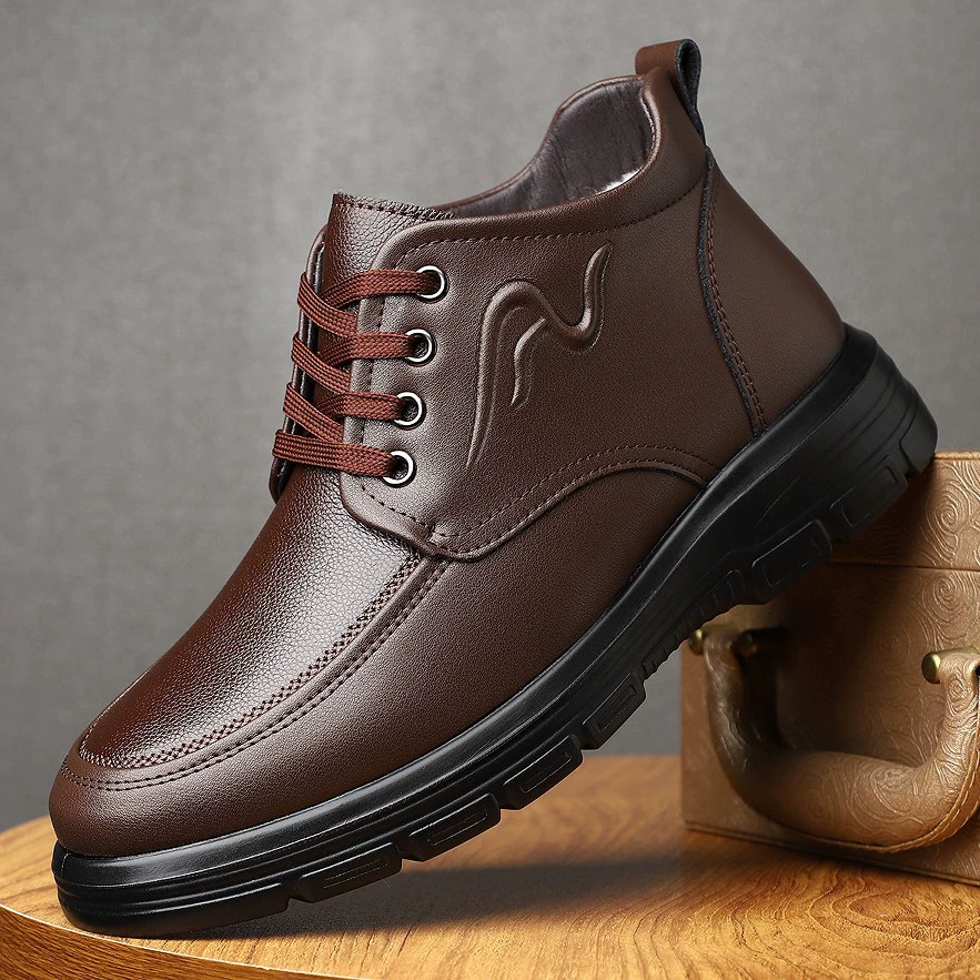 Плюшевая толстая мужская хлопчатобумажная обувь низкая нога мужская обувь теплая повседневная кожаная обувь английская мягкая подошва теплая и износостойкая обувь