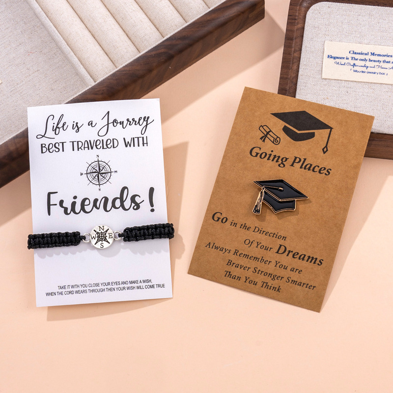 Best-Selling European and American Style Compass Badge Card Bracelet Set with a Sense of Design, Graduation Season Gift Accessories Wholesale
