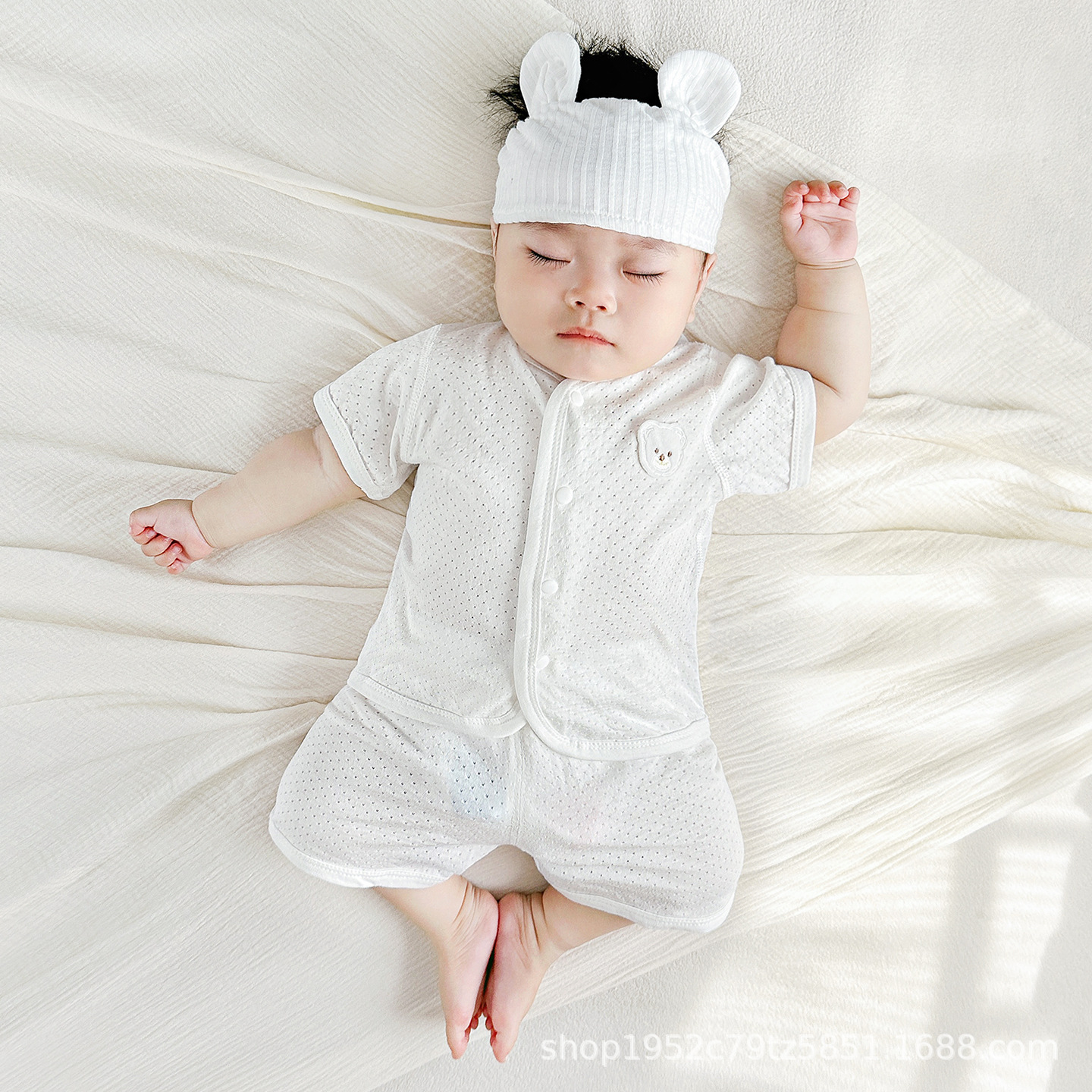 Conjunto de pijamas de verano para bebés, estilo fino, para niños y niñas, conjunto de verano de manga corta, ropa de bebé con abertura en la entrepierna.