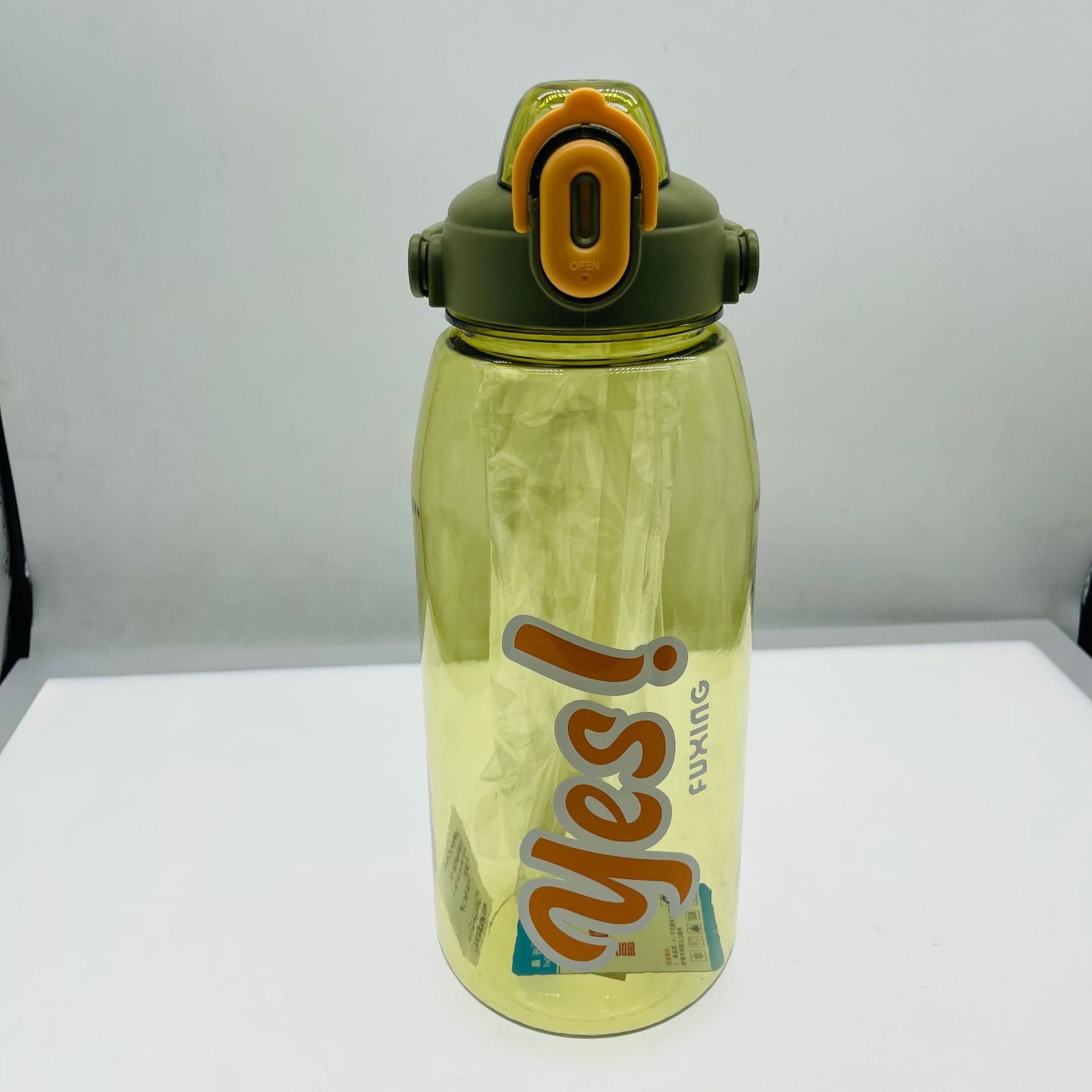 Jinshi Comercio exterior grande 1900ml espacio taza PC plástico estudiante taza portátil al aire libre deportes taza grande hervidor de agua