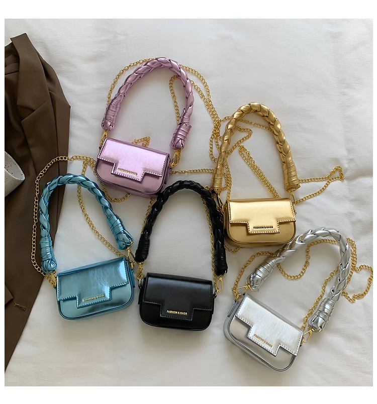 Women's Small Autumn Pu Leather Solid Color Vintage Style Square Magnetic Buckle Square Bag display picture 5