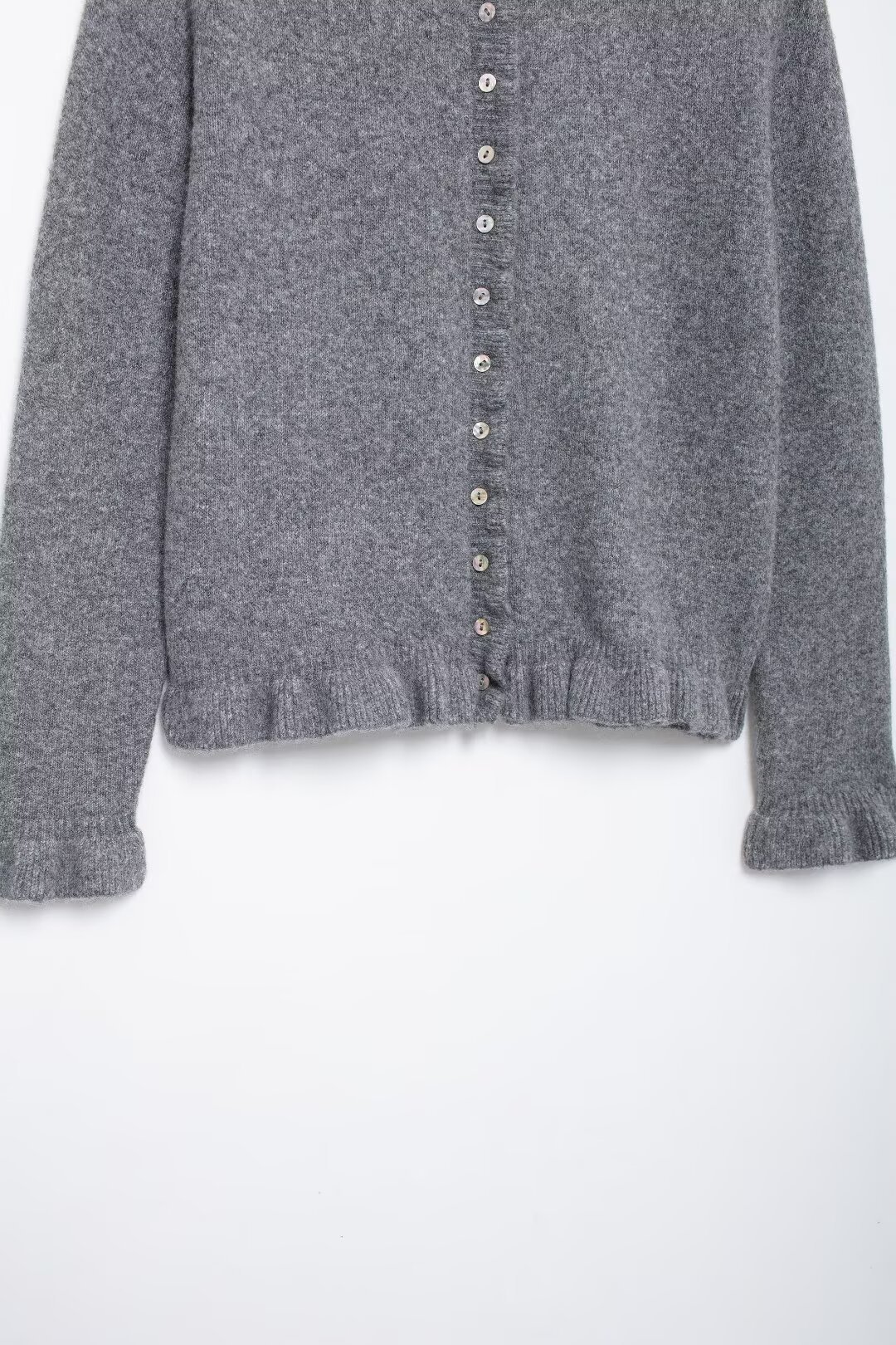 Women's clothing 2024 autumn and winter new fashionable round neck layered decorative knitted jacket_voghion.com