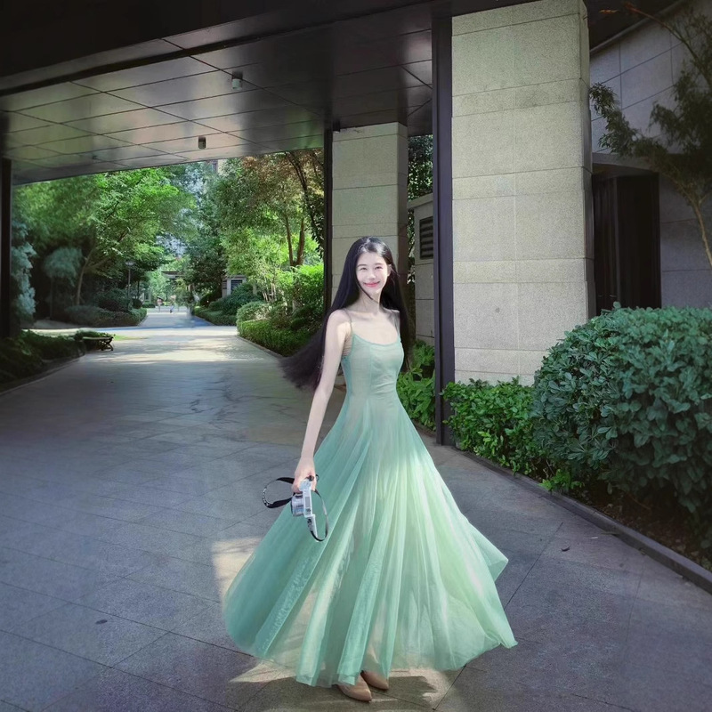 Designed Retro Suspender Green Elf Mesh Atmosphere Whitening Long Skirt Two-Piece Set Super Fairy Seaside Vacation Skirt