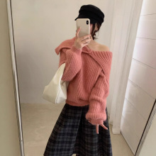 慵懒风一字肩大翻领针织衫女韩系气质长袖宽松设计感毛衣温柔上衣