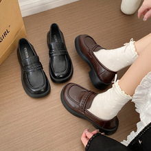 ��ɫӢ���L���СƤЬ2026�¿��jk�ٴ���ȹ��һ�_�Ř���Ь��Ь