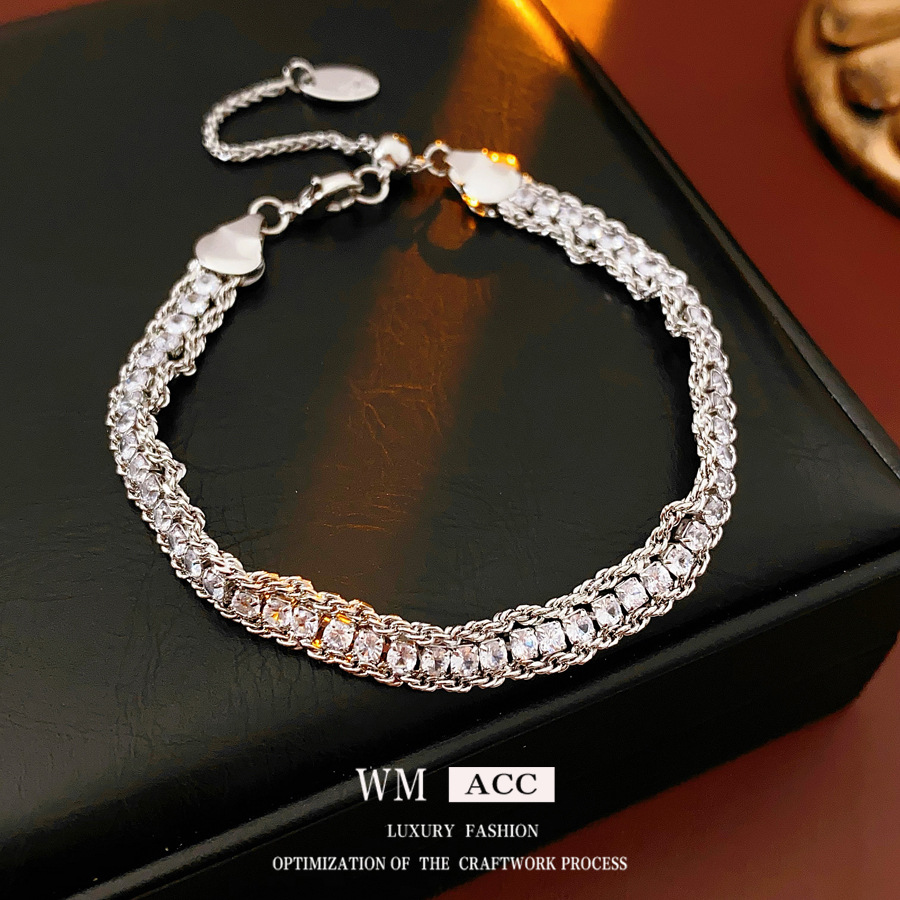 Pulsera de lujo ligera y ajustable con cadena de diamante ultra brillante, pulsera de moda de alto nivel, nicho de diseño, joyas para mujeres