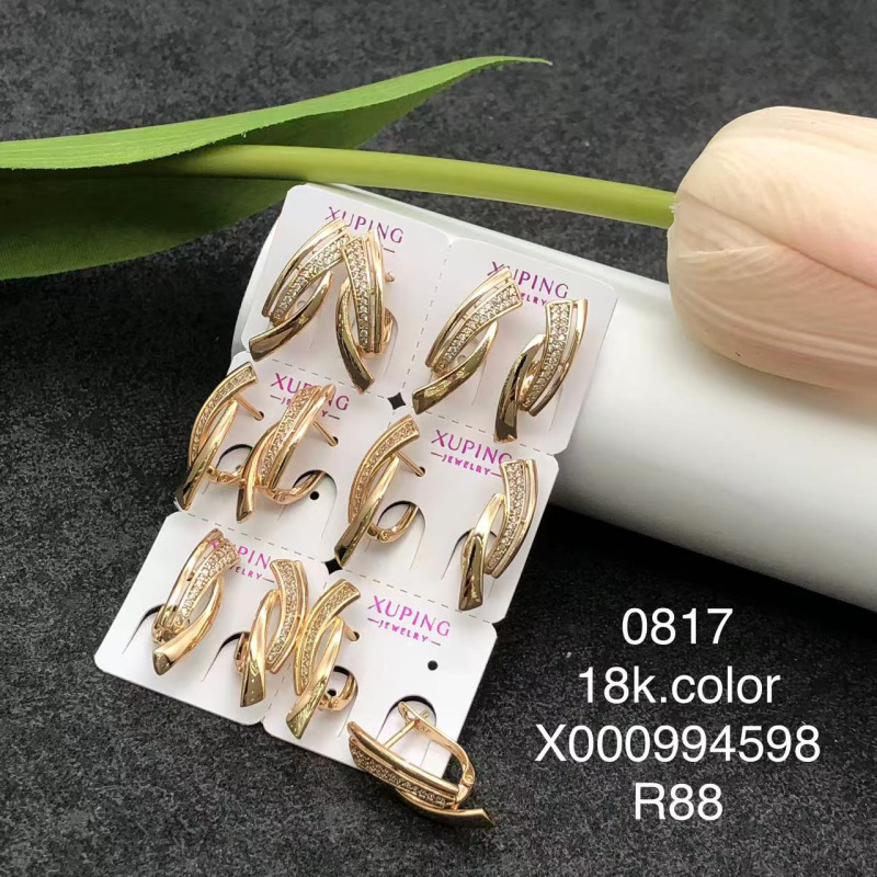 Pendientes de aro Xuping transfronterizos rusos de 18k con incrustaciones de diamantes, joyería de lujo ligero de alta gama al por mayor para mujer.