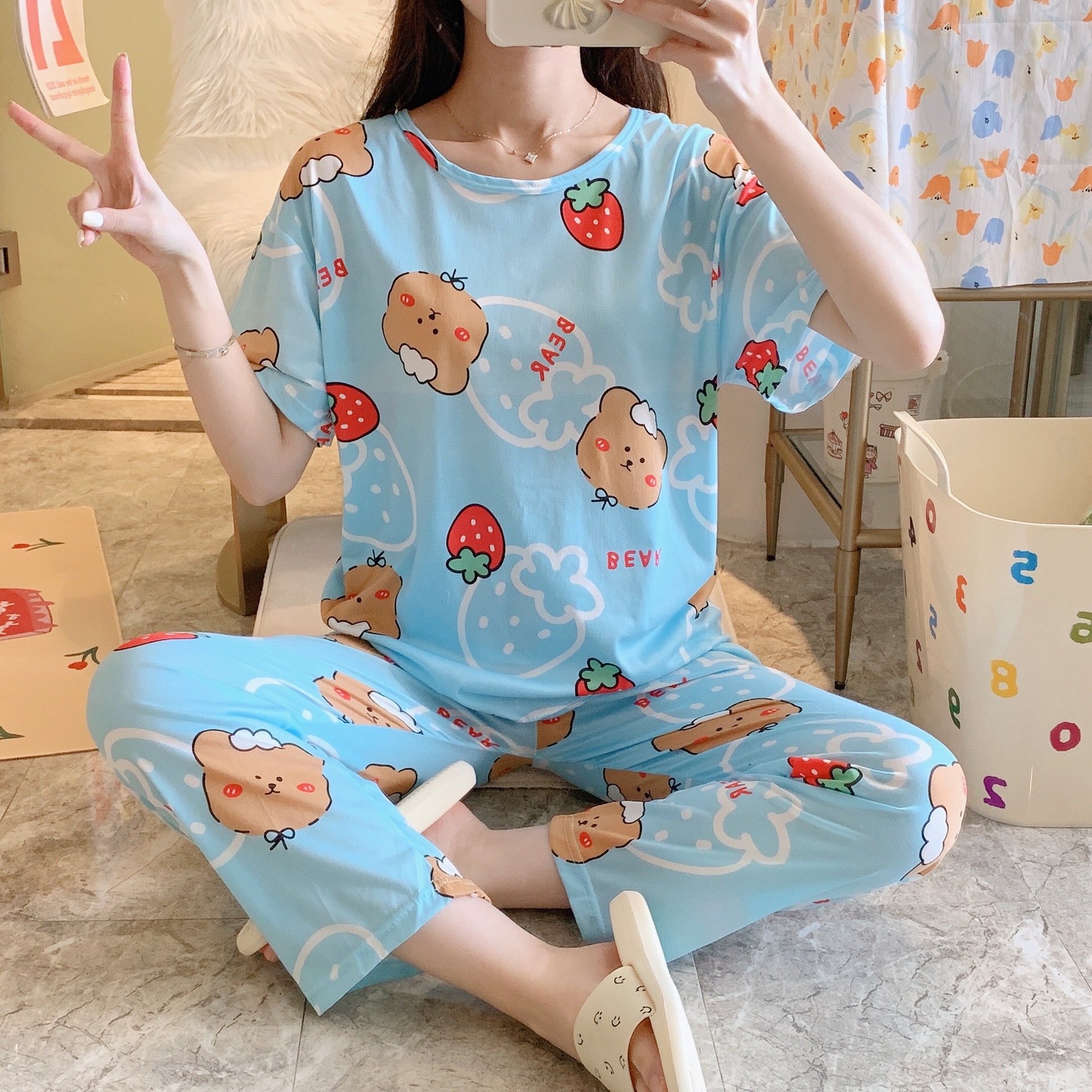 Pijamas pantalones de manga corta traje de dos piezas estudiante estilo coreano dibujos animados mujeres jóvenes delgadas primavera y otoño verano nueva ropa para el hogar