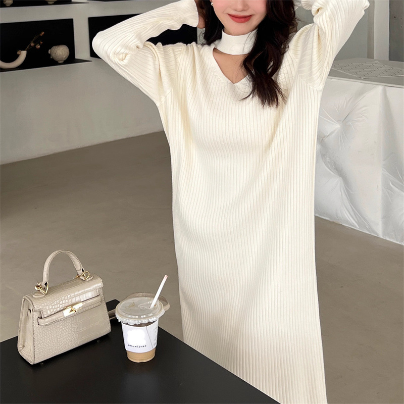 Strickkleid mit hängendem Ausschnitt für Damen im Herbst und Winter 2023, lockeres und langes knielanges Unterteil, gepaart mit Mantel, Pullover und Rock_voghion.com