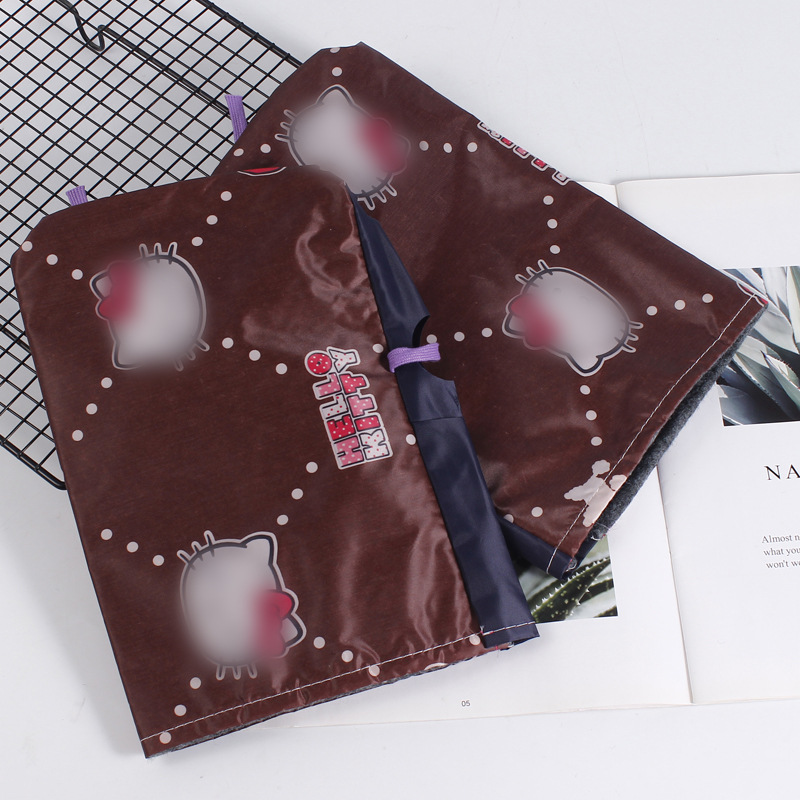 다크 브라운 새끼 고양이