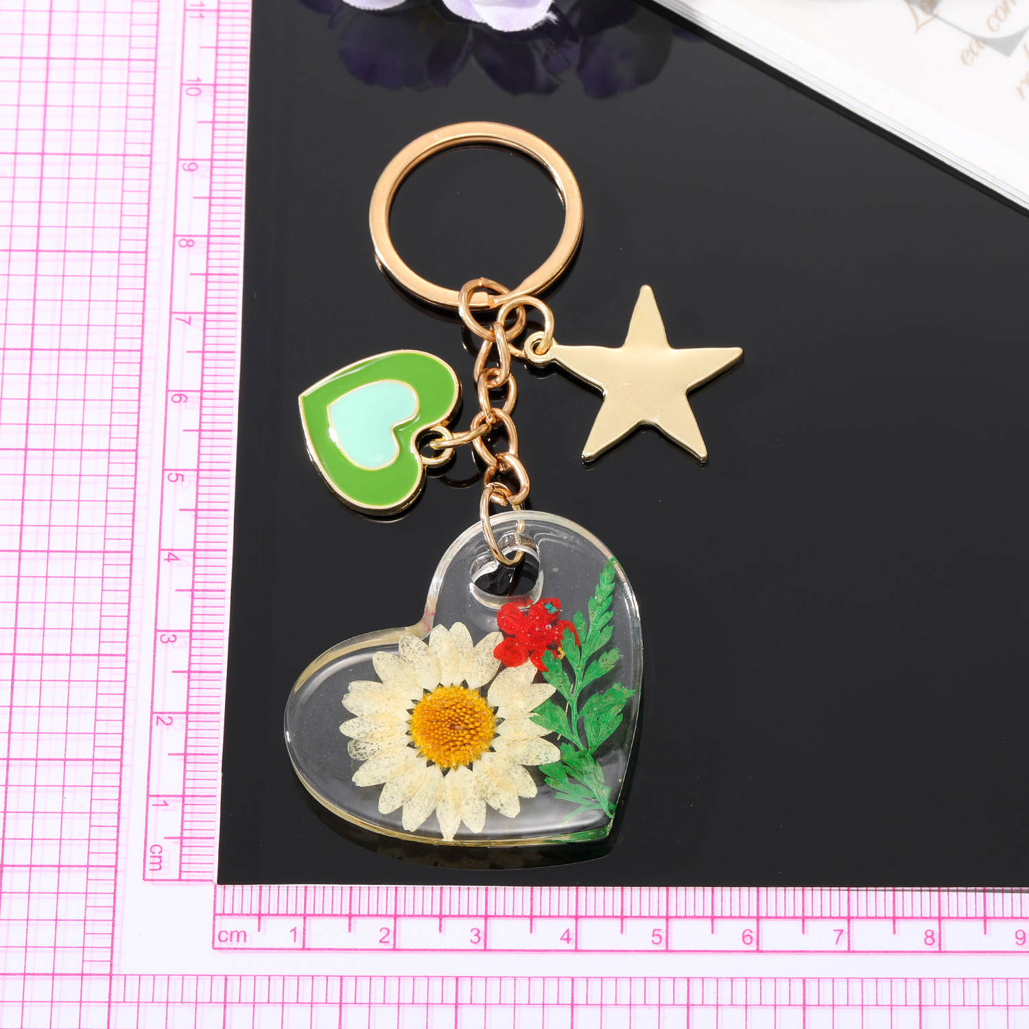 Fashion Star Heart Shape Arylic Epoxy Keychain 1 Piece display picture 1