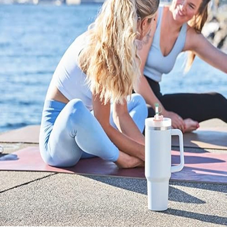 Cross-border ins paja de silicona simple cubierta de polvo 10mm paja tapón a prueba de fugas taza de vacío paja taza accesorios de paja