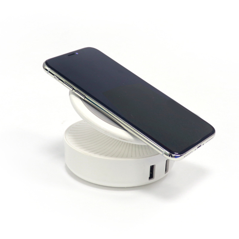 TY1838无线QI15W手机无线充带2USB-A+1USB-C 45W