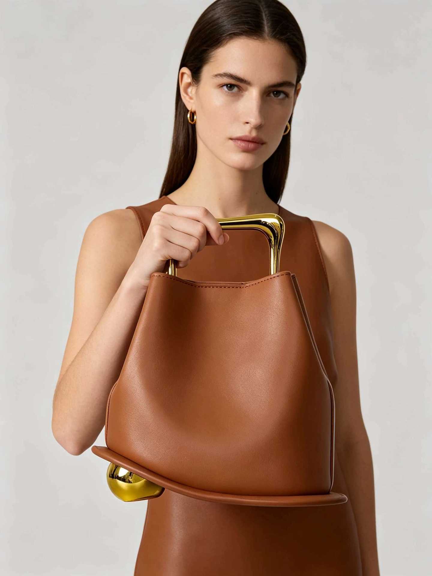 American-style high-end irregular bucket bag set 2026 new commuter handbag fashionable simple shoulder bag
