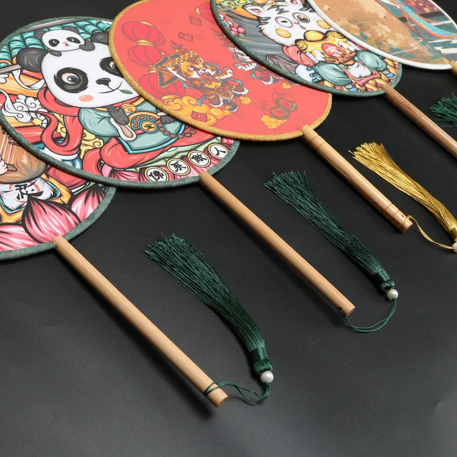 Entrega de una pieza dama de honor de moda Nacional mejor hombre ventilador danza foto paño de doble cara ventilador de la boda al por mayor ventilador de publicidad de dibujos animados