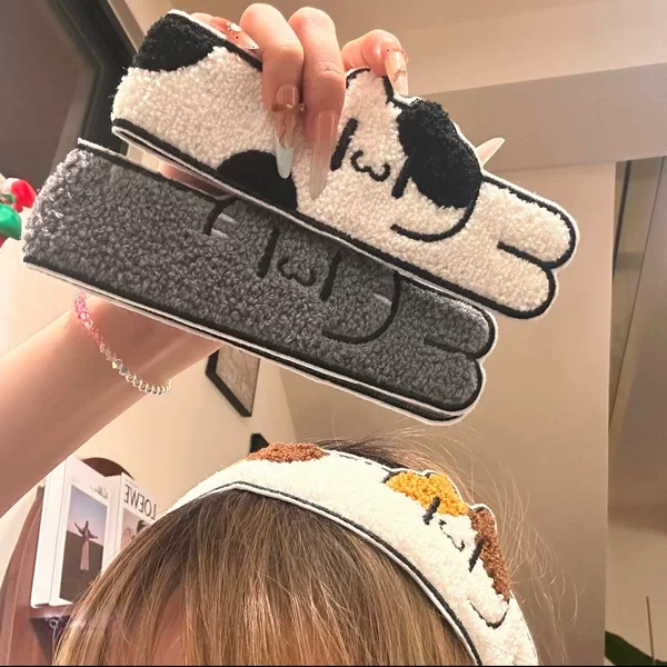 Cute long animal cat magic tape for girls, dual-use for face washing and makeup, bangs sticker and headband, two-dimensional hair accessory