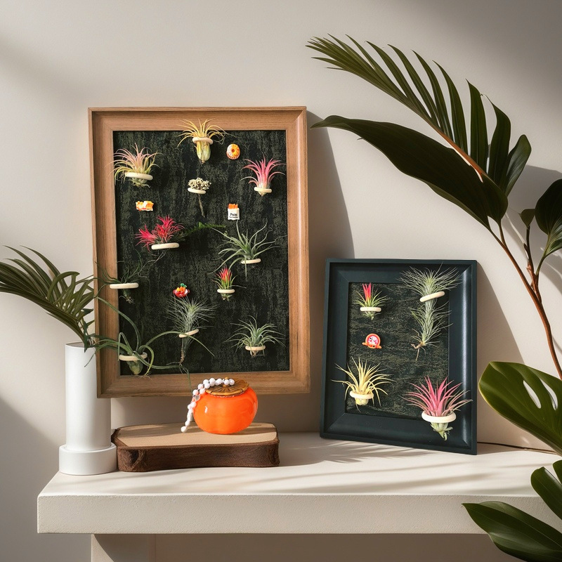 Vintage Magnetic Photo Frame with a Light Luxury and High-End Feel, Hollow Wall-Mounted Display Frame, Air Plant Decorative Painting, Antique-Style Empty Frame