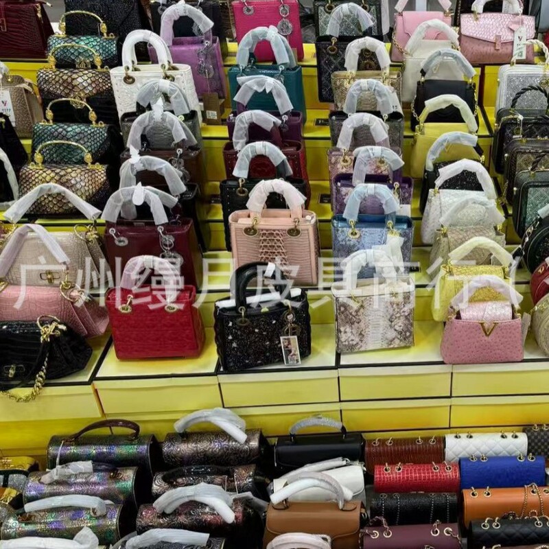 Wholesale Hangbags Handheld Women's Bags Foreign Trade Miscellaneous Guangzhou Women's Bags Fashion Models Wholesale Wholesale Hangbags Handheld Women's Bags Foreign Trade Miscellaneous Guangzhou Women's Bags Fashion Models Wholesale