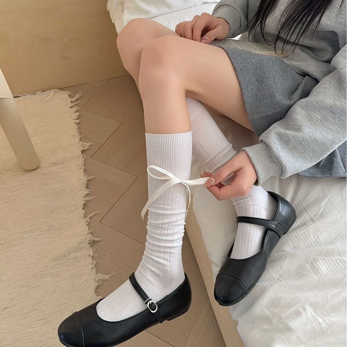 JK lange bein kinder handgemachte accessoires bogen und weiß einfache hohe rohr unabhängige verpackung waden socken kinder_voghion.com