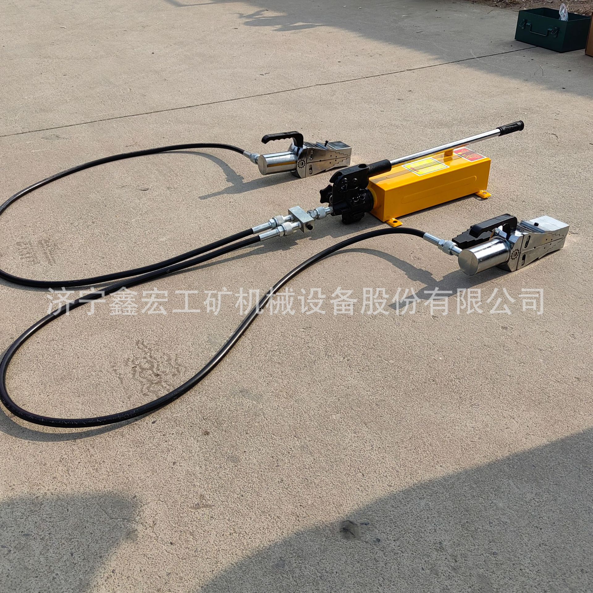 FSH-14双头液压法兰分离器 (14).jpg